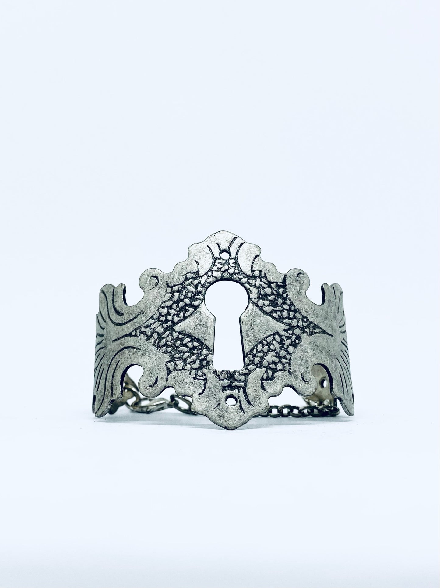 Bracciale SERRATURA ZAMA QUEEN, realizzata con un'antica serratura