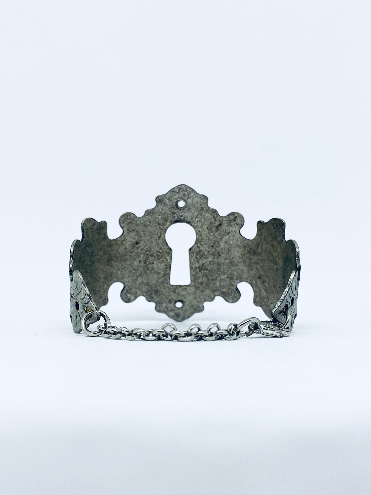 Bracciale SERRATURA ZAMA QUEEN, realizzata con un'antica serratura