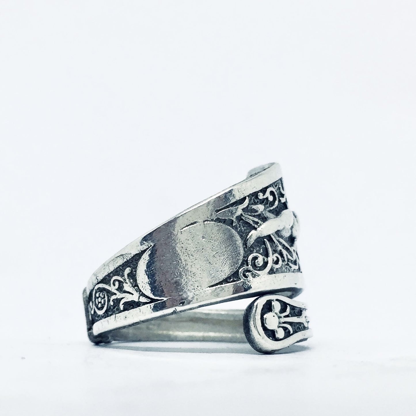 Anello in argento 925 a SPIRALE ANGELO, realizzato con antica posata