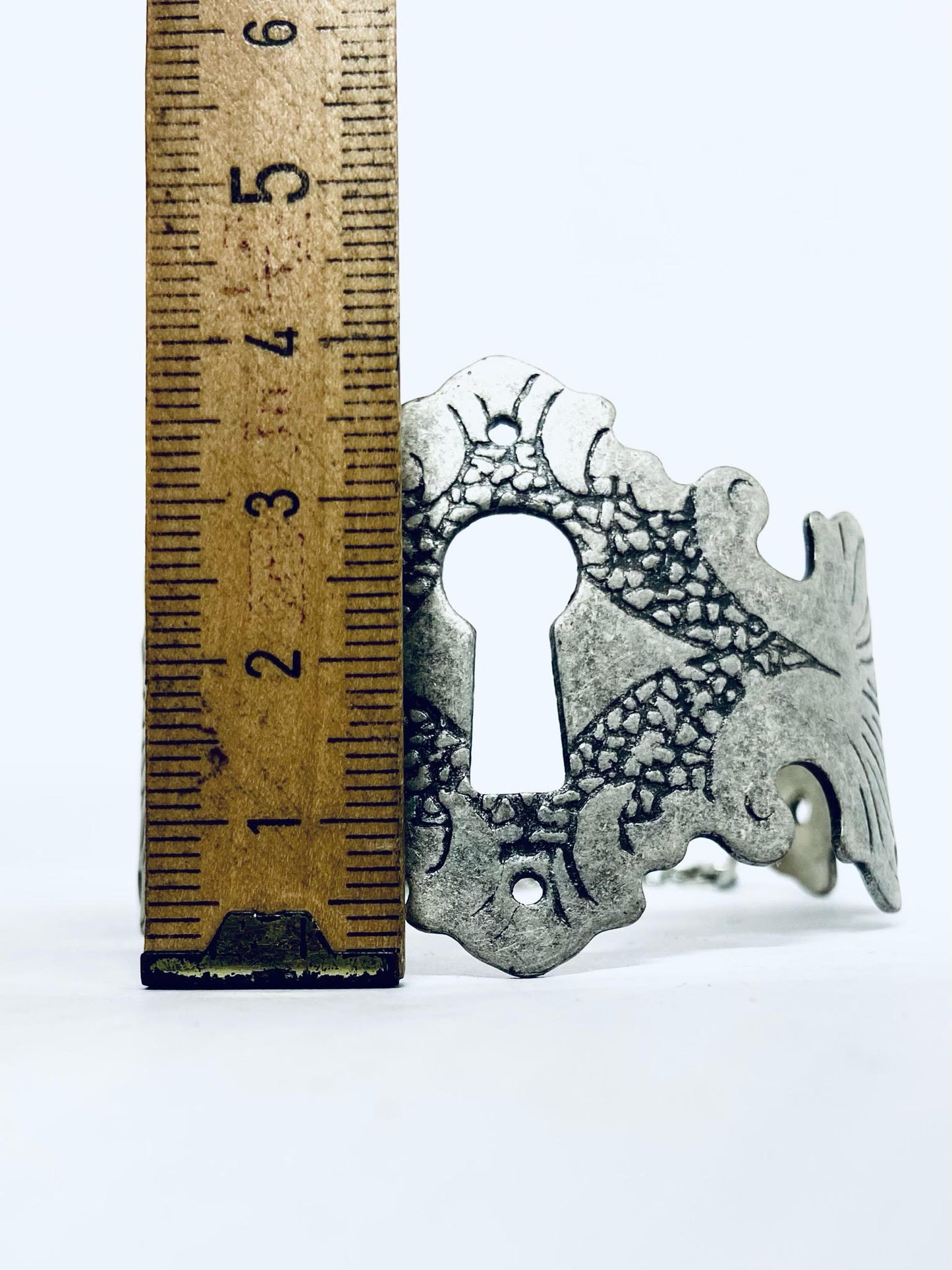 Bracciale SERRATURA ZAMA QUEEN, realizzata con un'antica serratura