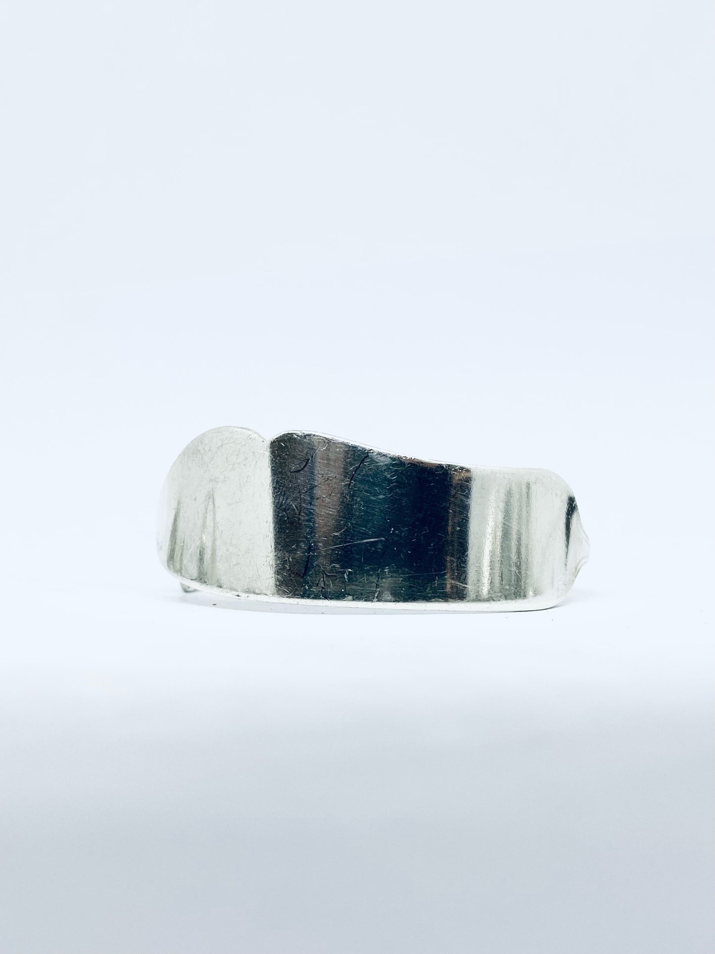 Bracciale MASTER BUTTER KNIFE realizzato con un'antica posata, in lega d'argento
