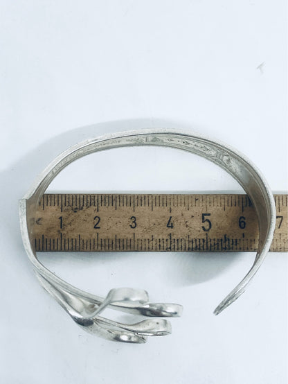 Bracciale FORCHETTA CUORI in lega d'argento realizzato con un'antica posata