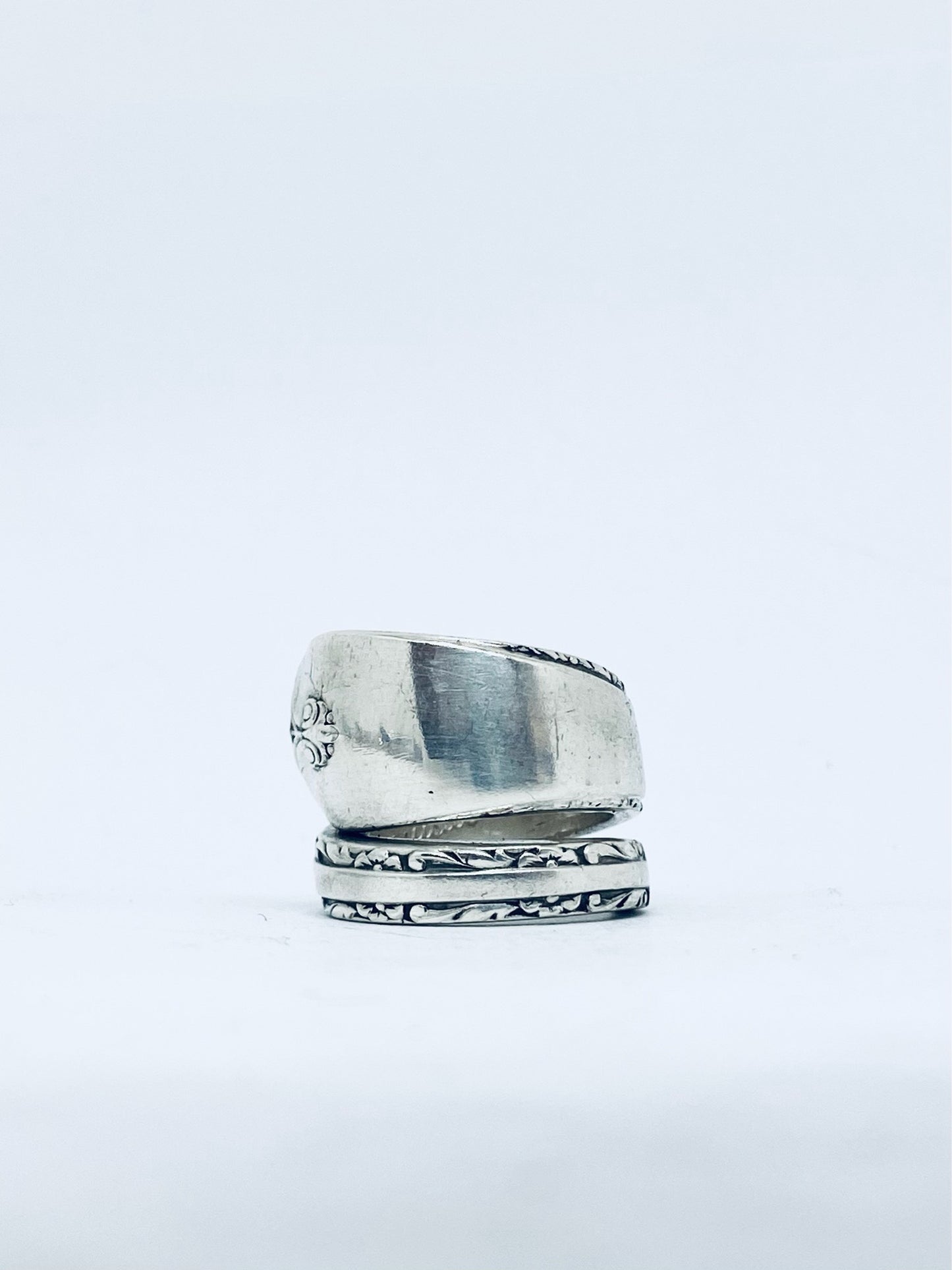 Anello SPIRALE MANICO CUCCHIAINO realizzato con antica posata in argento